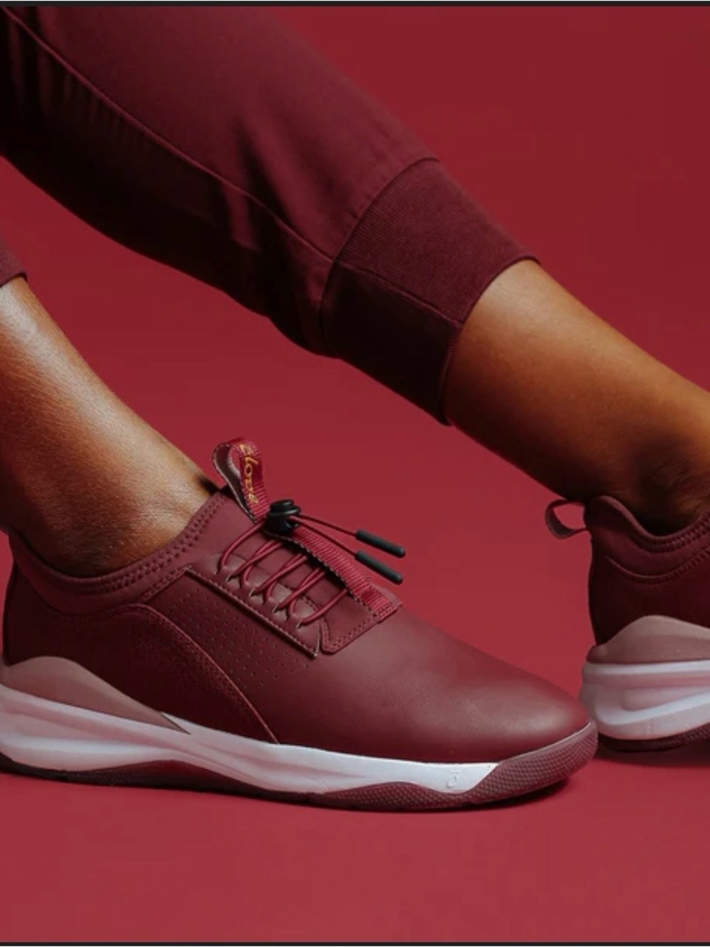 Clove Classic in the limited edition "Royal Maroon" (or wine/burgundy color)